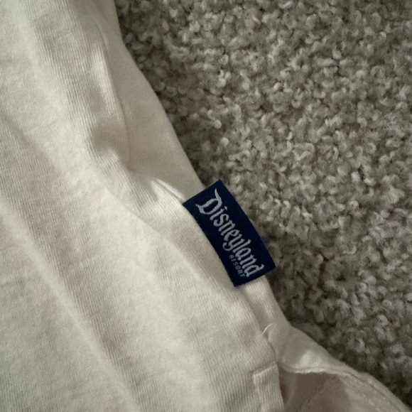 Disneyland 70th anniversary Tshirt - Picture 5 of 5